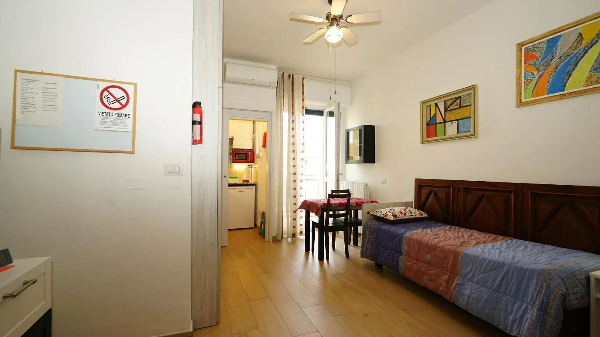 הקונטקטים של Padova Guesthouse